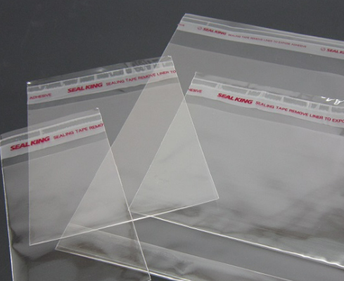 Zipper welded self-seal plastic bags